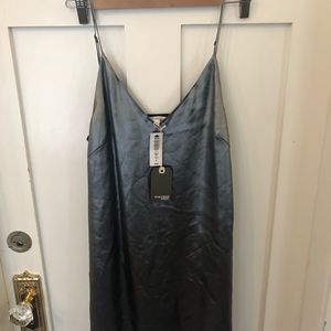 Wilfred Vivienne Dress Size M NWT